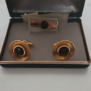 Vintage Men's 1960s Gold Plated Cufflinks & Tie Pin Black